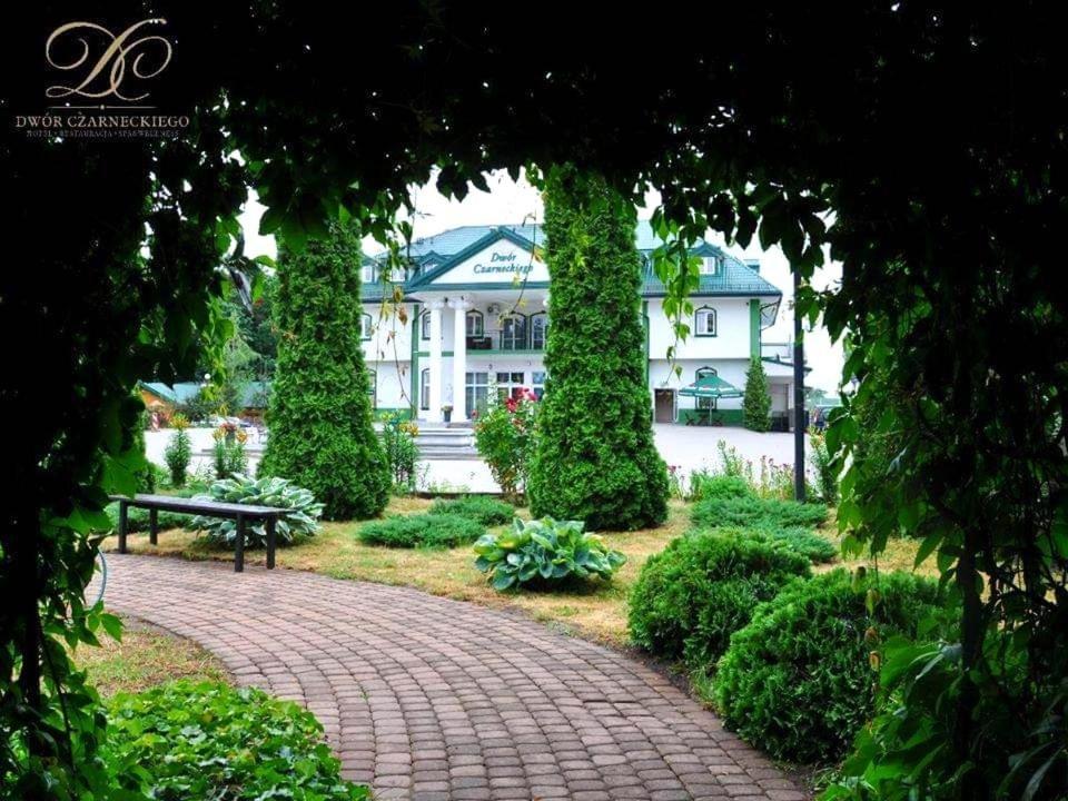 Готель Dwor Czarneckiego Porosly Екстер'єр фото
